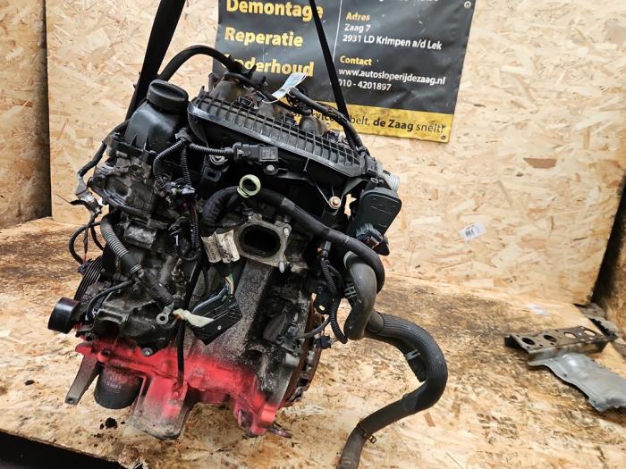 Motor van een Opel Crossland (X) 1.2 12V 2020