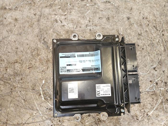 Used Engine management computer Volvo V40 (MV) 2.0 T2 16V Price € 60,00 Margin scheme offered by Autodemontage de Zaag
