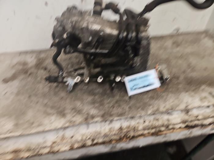 Gebrauchte Ansaugbrugge Volkswagen Golf VII (AUA) 2.0 TDI 16V Preis € 130,00 Margenregelung angeboten von Autodemontage de Zaag