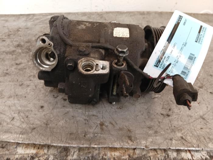 Gebrauchte Klimapumpe Seat Ibiza III (6L1) 1.2 12V Preis € 19,99 Margenregelung angeboten von Autodemontage de Zaag