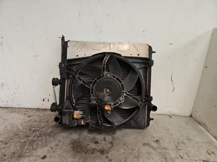 Gebrauchte Kühlerventilator Citroen C4 Cactus (0B/0P) 1.2 PureTech 82 12V Preis € 39,99 Margenregelung angeboten von Autodemontage de Zaag