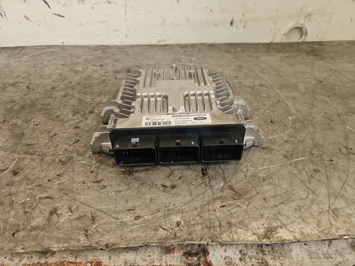 Engine management computer from a Land Rover Range Rover III (LM) 3.6 TDV8 32V 2010