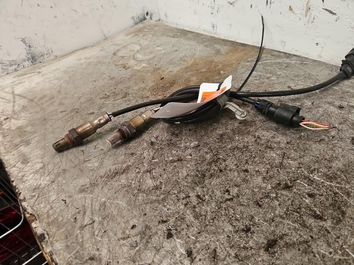 Lambda probe from a Volkswagen Golf VII (AUA) 1.4 TSI 16V 2013
