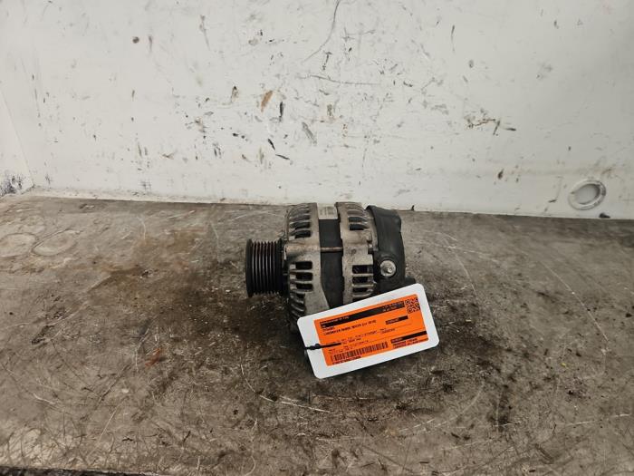 Usagé Dynamo Landrover Range Rover III (LM) 3.6 TDV8 32V Prix € 99,99 Règlement à la marge proposé par Autodemontage de Zaag