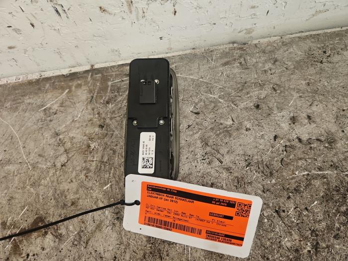 Usados Interruptor de ventanilla eléctrica Jaguar XF (CC9) 3.0 D V6 24V Precio € 69,99 Norma de margen ofrecido por Autodemontage de Zaag