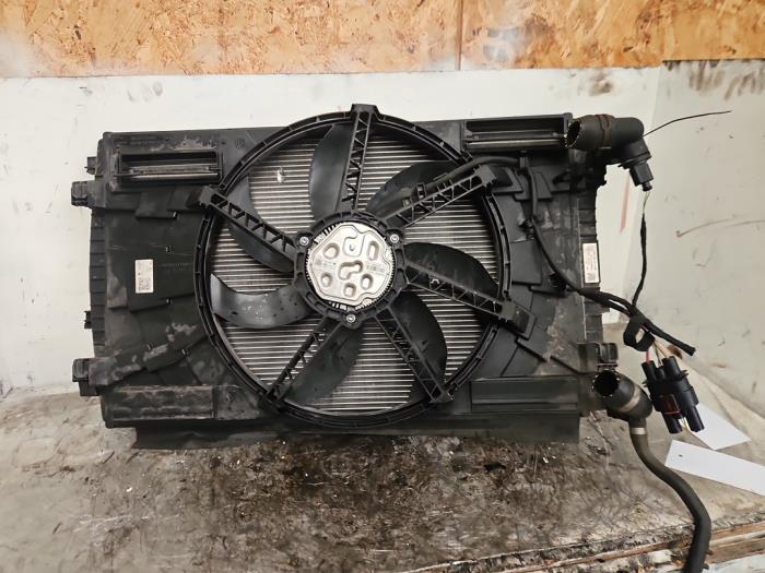Gebrauchte Kühlerventilator Audi A3 Sportback (8VA/8VF) 1.5 TFSI 16V Preis € 199,99 Margenregelung angeboten von Autodemontage de Zaag