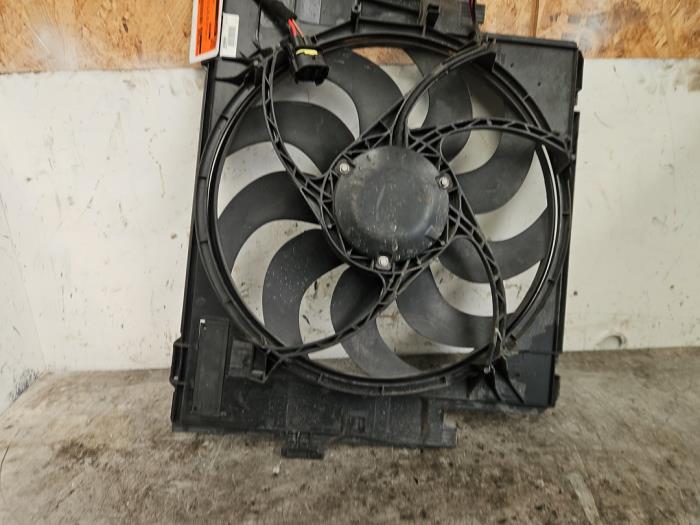 Gebrauchte Kühlerventilator BMW 1 serie (F20) 116i 1.6 16V Preis € 40,00 Margenregelung angeboten von Autodemontage de Zaag