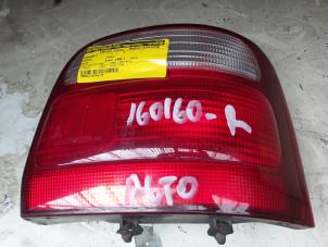 Używane Reflektor prawy Suzuki Alto (SH410) 1.0 GA,GL Cena € 20,00 Procedura marży oferowane przez Autodemontage de Zaag