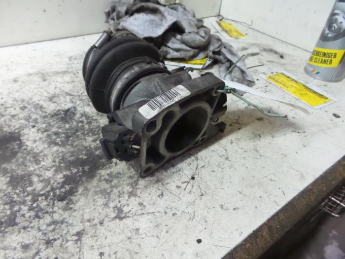 Usagé Boîtier accélérateur Ford Ka I 1.3i Prix € 10,00 Règlement à la marge proposé par Autodemontage de Zaag