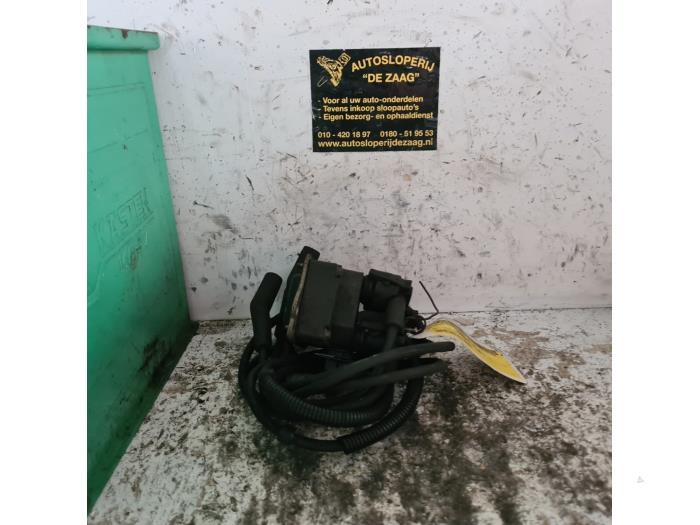Used Ignition system (complete) Ford Ka I 1.3i Price € 10,00 Margin scheme offered by Autodemontage de Zaag