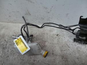 Used Master cylinder Peugeot 208 I (CA/CC/CK/CL) 1.4 HDi Price on request offered by Autodemontage de Zaag