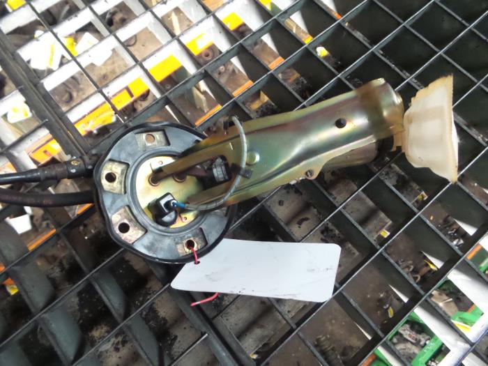 Gebrauchte Benzinpumpe Honda Civic (EJ/EK) 1.4i 16V Preis € 10,00 Margenregelung angeboten von Autodemontage de Zaag