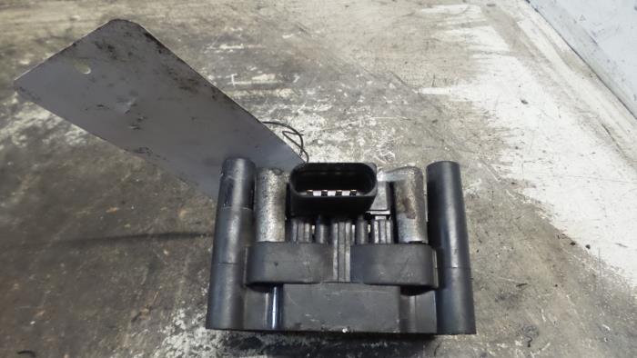 Usagé Bobine Volkswagen Golf IV (1J1) 1.4 16V Prix € 30,00 Règlement à la marge proposé par Autodemontage de Zaag