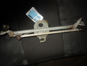 Used Wiper mechanism Opel Corsa C (F08/68) 1.0 12V Price on request offered by Autodemontage de Zaag