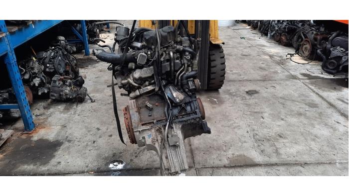 Usagé Moteur Mercedes A (W169) 2.0 A-180 CDI 16V 5-Drs. Prix € 1.250,00 Règlement à la marge proposé par Autodemontage de Zaag