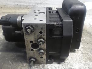 Bloc ABS d'un Mercedes-Benz Viano (639) 2.0 CDI 16V 4x4 2006