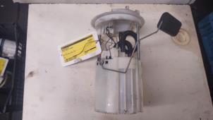 Usados Bomba de gasolina Fiat Punto II (188) 1.2 60 S Precio € 40,00 Norma de margen ofrecido por Autodemontage de Zaag