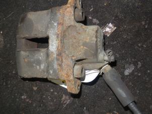 Used Front brake calliper, left Renault Clio II (BB/CB) 1.6 Price € 15,00 Margin scheme offered by Autodemontage de Zaag