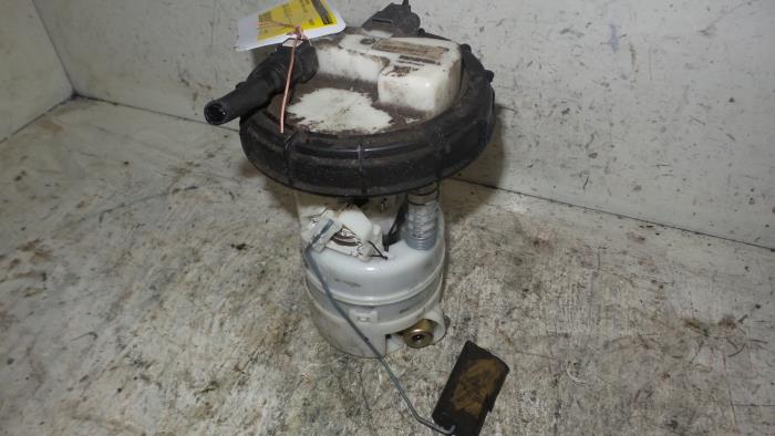 Gebrauchte Benzinpumpe Nissan Micra (K12) 1.2 16V Preis € 65,00 Margenregelung angeboten von Autodemontage de Zaag