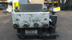 ABS Pumpe van een Dacia Logan (LS) 1.4 2006