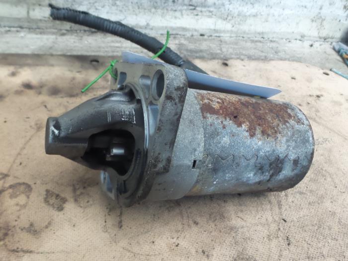 Begagnade Startmotor Kia Rio (DC22/24) 1.5 RS,LS 16V Pris € 35,00 Marginaltabell erbjuds av Autodemontage de Zaag