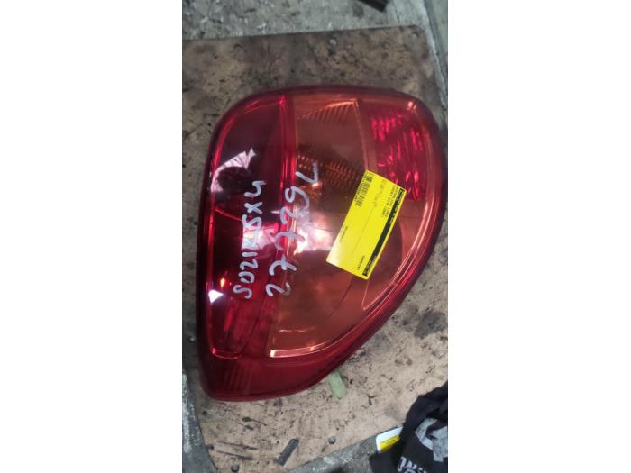 Taillight, left from a Suzuki SX4 (EY/GY) 1.5 16V Base,Comfort 2007
