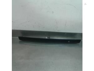 Used Boot lid handle Toyota Corolla (E15) 1.6 Dual VVT-i 16V Price € 24,99 Margin scheme offered by Japoto Parts B.V.
