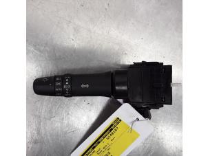 Usados Interruptor de luz Mitsubishi Space Star (A0) 1.2 12V Precio € 34,95 Norma de margen ofrecido por Japoto Parts B.V.