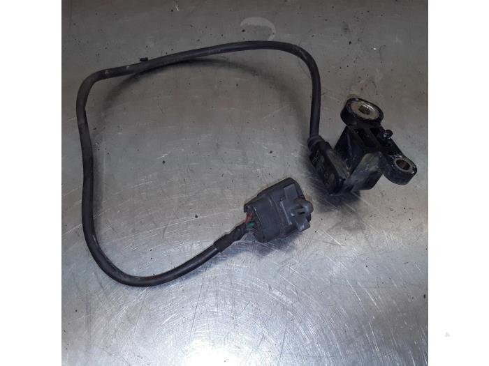 Begagnade Vevaxelsensor Mazda Premacy 1.8 16V Pris € 15,70 Marginaltabell erbjuds av Japoto Parts B.V.