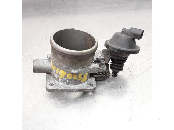 Usagé Boîtier accélérateur Hyundai H-300 2.5 CRDi Prix € 20,99 Règlement à la marge proposé par Japoto Parts B.V.