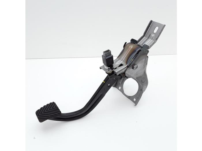Używane Pedal hamulca Kia Rio IV (YB) 1.0i T-GDi 100 12V Cena € 31,45 Procedura marży oferowane przez Japoto Parts B.V.