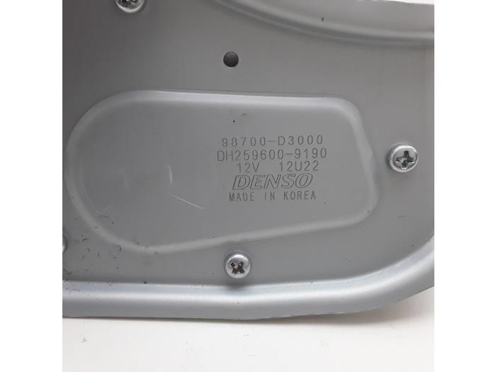 Rear wiper motor from a Hyundai Tucson (TL) 1.6 GDi 16V 2WD 2018