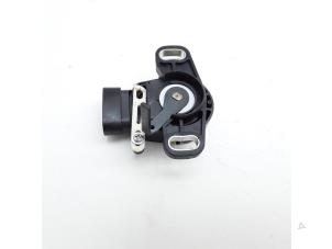 Used Throttle pedal position sensor Toyota Prius (ZVW3) 1.8 16V Price € 34,95 Margin scheme offered by Japoto Parts B.V.