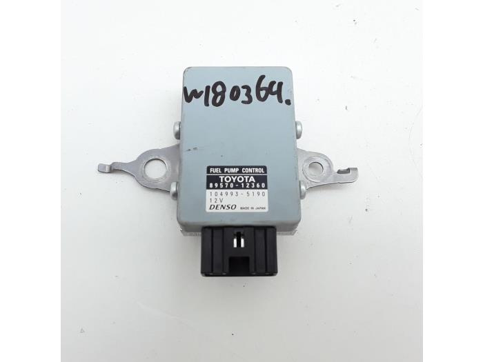 Used Injection computer Toyota Auris (E18) 1.2 T 16V Price € 78,75 Margin scheme offered by Japoto Parts B.V.