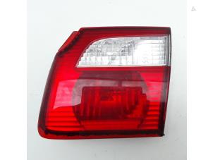 Używane Tylne swiatlo pozycyjne prawe Mazda 626 (GF14) 1.8i 16V Cena € 19,95 Procedura marży oferowane przez Japoto Parts B.V.