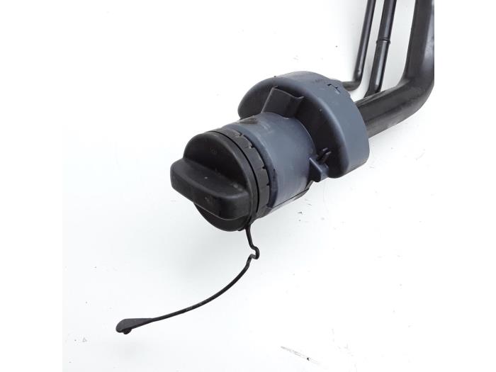 Fuel tank filler pipe Toyota Auris 1.2 T 16V Japoto Parts B.V.