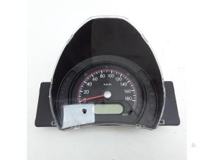 Used Odometer KM Nissan Pixo (D31S) 1.0 12V Price € 29,95 Margin scheme offered by Japoto Parts B.V.