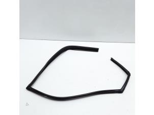 New Rear door seal 4-door, left Hyundai Tucson (TL) 1.6 GDi 16V 2WD Price € 30,19 Inclusive VAT offered by Japoto Parts B.V.