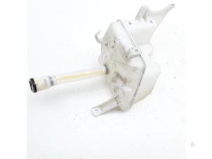 Used Front windscreen washer reservoir Toyota Corolla (E15) 1.6 Dual VVT-i 16V Price € 19,95 Margin scheme offered by Japoto Parts B.V.