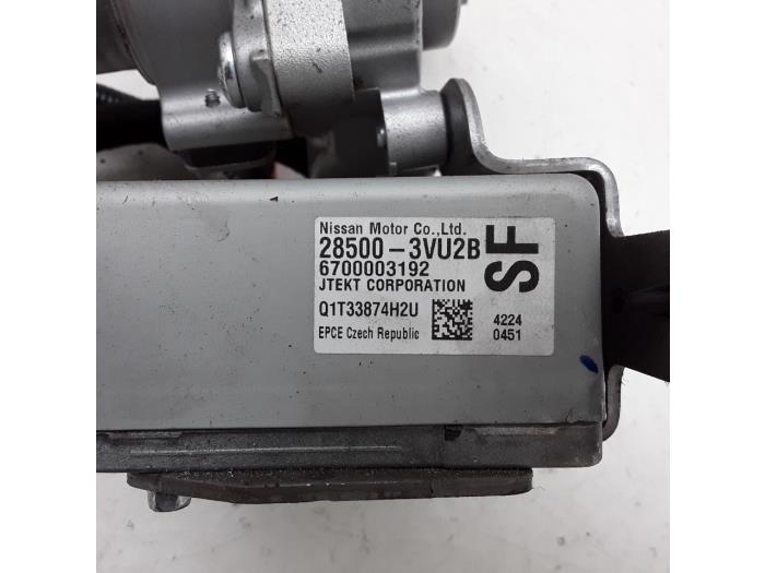 Dirección asistida eléctrica de un Nissan Note (E12) 1.2 68 2015