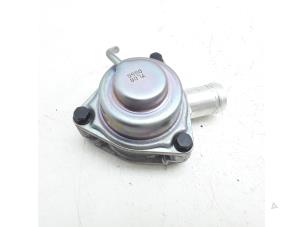 Used Vacuum pump (petrol) Kia Picanto (JA) 1.0 T-GDI 12V Price € 29,99 Margin scheme offered by Japoto Parts B.V.