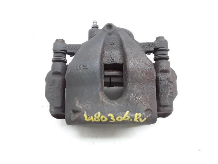 Gebrauchte Bremszange rechts vorne Toyota Auris (E15) 1.6 Dual VVT-i 16V Preis € 15,70 Margenregelung angeboten von Japoto Parts B.V.
