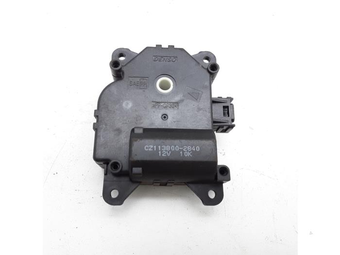 Heater valve motor Mitsubishi Colt 1.3 16V - CZ1138002840 DENSO