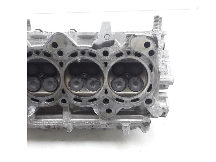 Used Suzuki Splash 1.2 VVT 16V Cylinder Head - K12B - Japoto Parts B.V ...