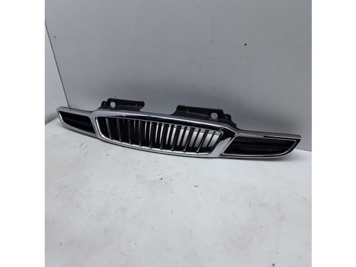 Używane Grill Chevrolet Tacuma 2.0 16V Cena € 15,75 Procedura marży oferowane przez Japoto Parts B.V.