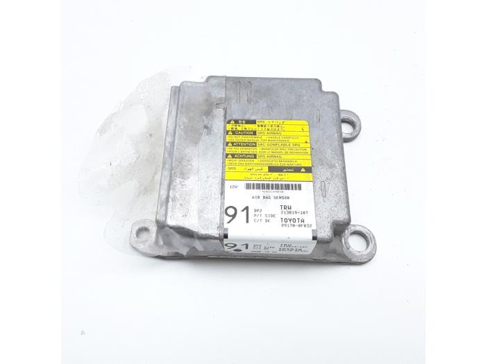 Begagnade Airbagmodul Toyota Corolla Verso (R10/11) 1.6 16V VVT-i Pris € 78,75 Marginaltabell erbjuds av Japoto Parts B.V.