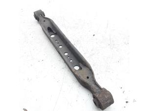 Used Rear lower wishbone, left Nissan Qashqai (J10) 2.0 16V Price € 22,50 Margin scheme offered by Japoto Parts B.V.