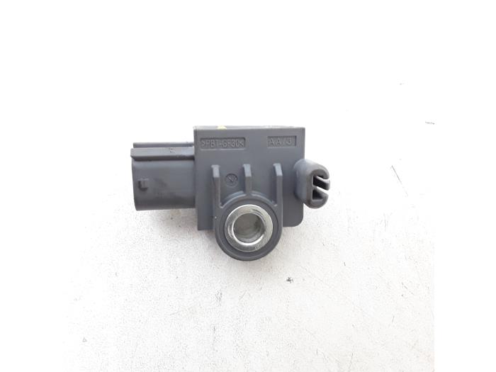 Begagnade Airbagsensor Hyundai Tucson (TL) 1.7 CRDi 16V 2WD Pris € 20,99 Marginaltabell erbjuds av Japoto Parts B.V.