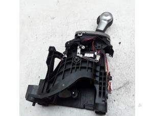Used Gearbox mechanism Nissan Qashqai (J10) 2.0 16V Price € 49,95 Margin scheme offered by Japoto Parts B.V.
