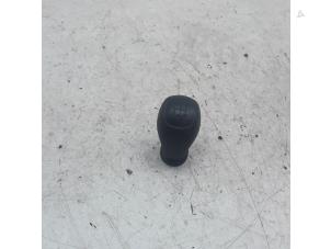 Used Gear stick knob Hyundai i10 (B5) 1.0 12V Price € 19,95 Margin scheme offered by Japoto Parts B.V.